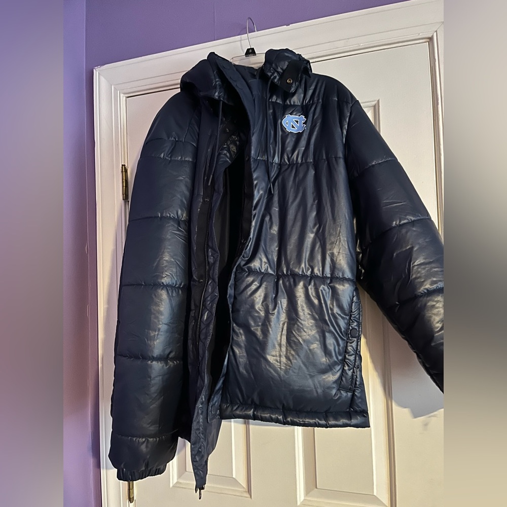 UNC men’s Jordan puffy jacket XXL
